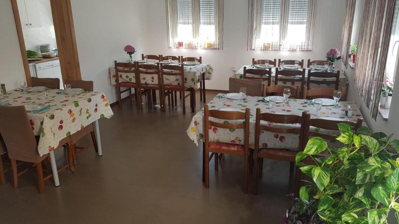 Sobe Mrak Panzió Belovár Kültér fotó