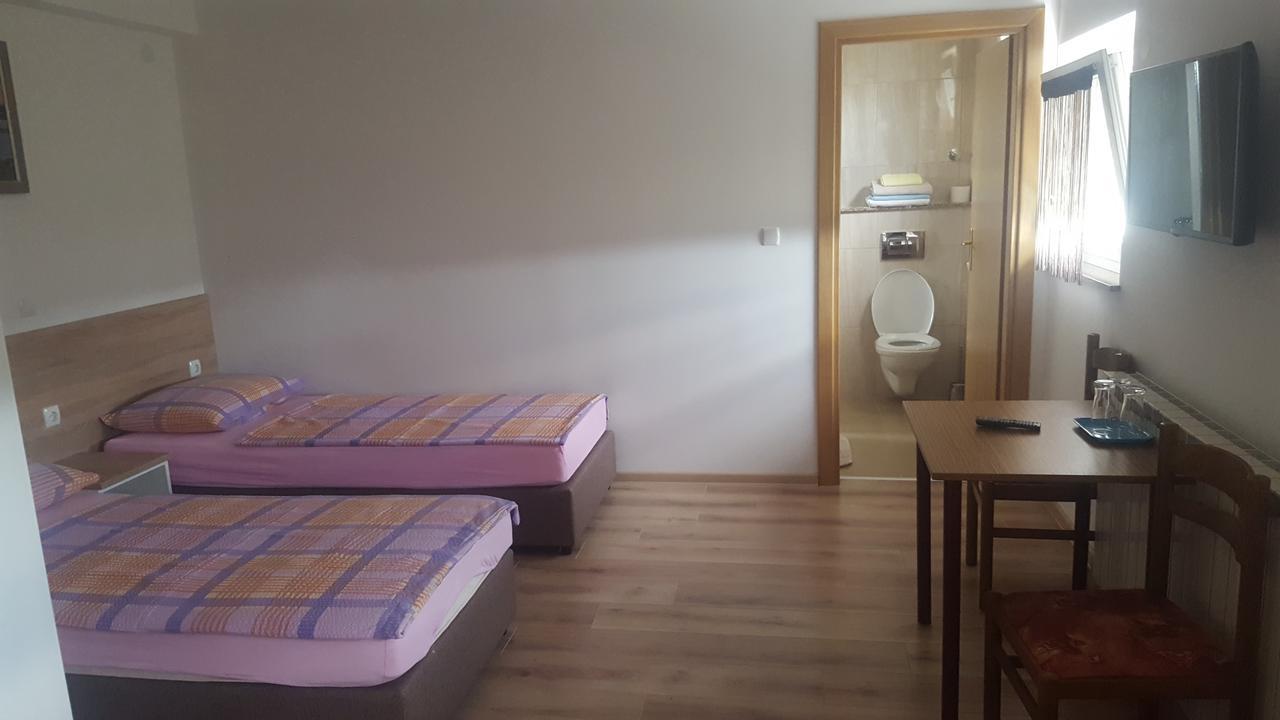 Sobe Mrak Panzió Belovár Kültér fotó